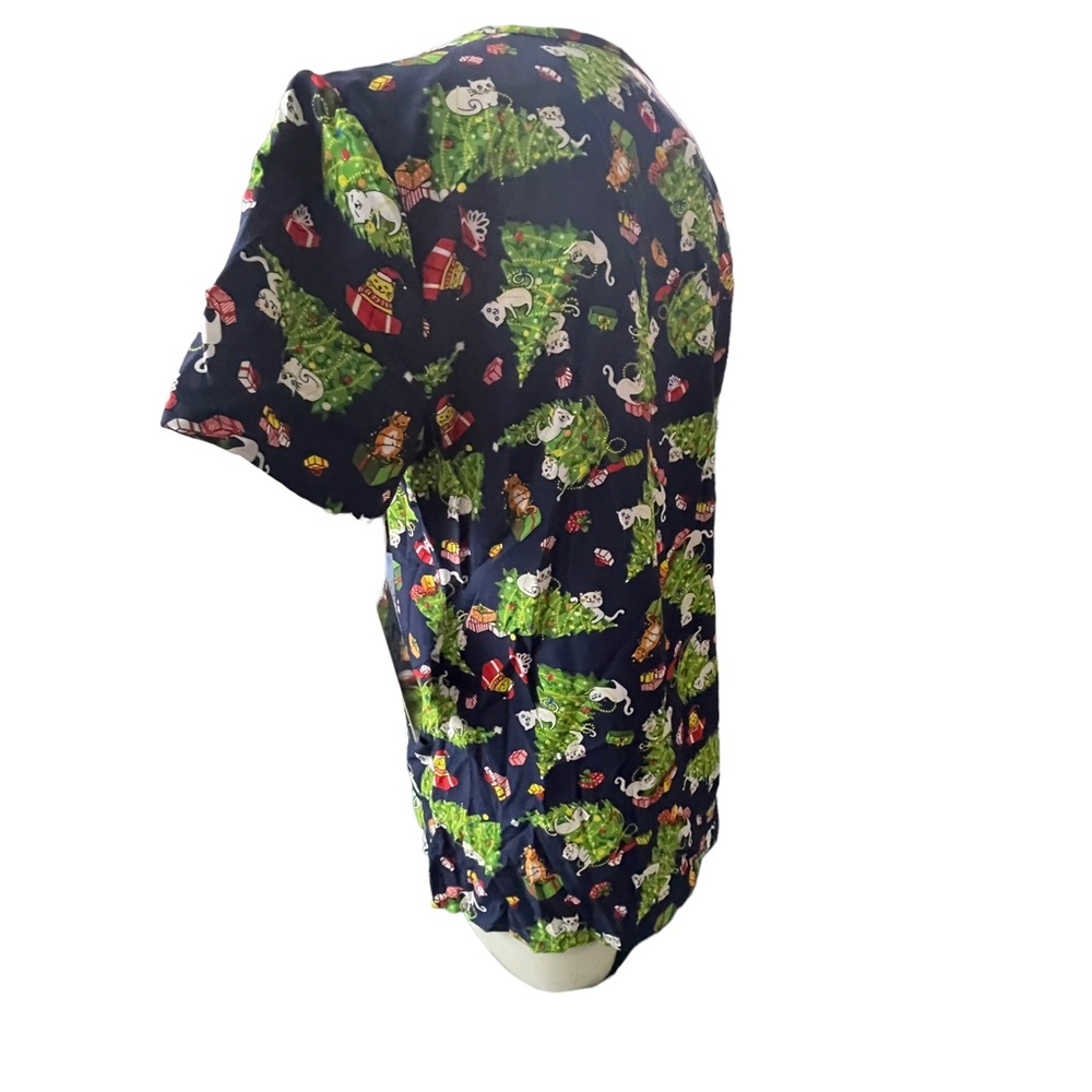 GT Performance Scrub Top Size Medium - Picture 7 of 16